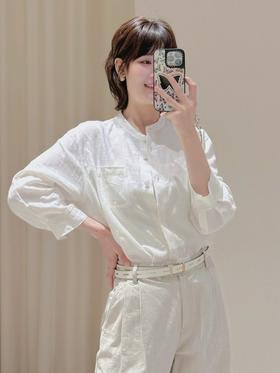 亚麻平纹立领衬衫 “真·香”系列 呼吸感亚麻平纹布面料 立领设计 纱线处理平顺 细节感满满 微落肩设计 造型放松