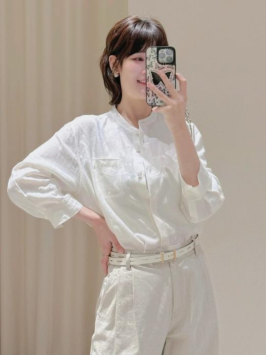 亚麻平纹立领衬衫 “真·香”系列 呼吸感亚麻平纹布面料 立领设计 纱线处理平顺 细节感满满 微落肩设计 造型放松 商品图0