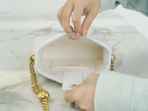 香奶奶 23P春夏新款 爱心调节扣HoBo包 白色 商品图2