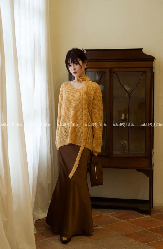 【门店同款】ENJOY秋季时光回廊缎面包臀鱼尾裙 159216145 商品图3