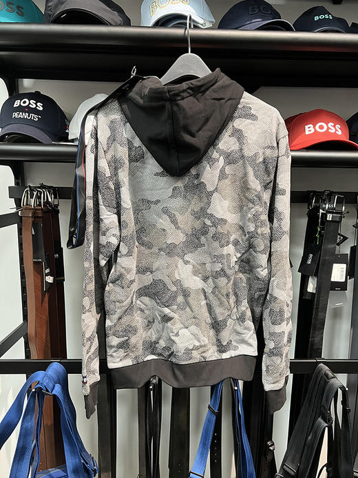 HUGO BOSS/胡戈波士 男春秋联名款迷彩圆点印花套头长袖连帽卫衣 商品图3