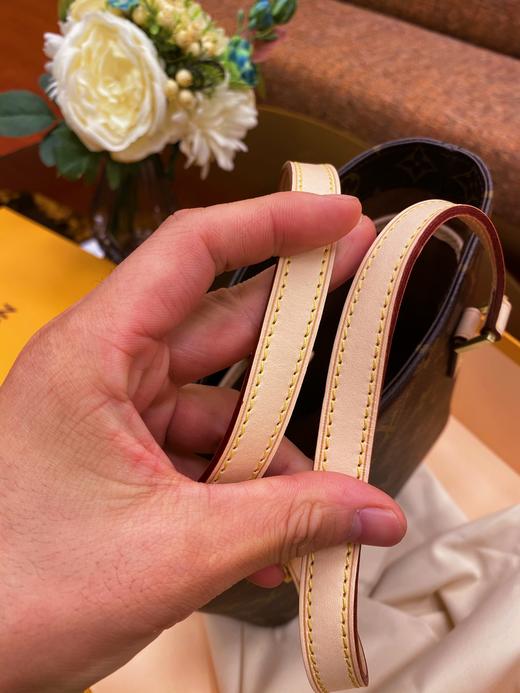 驴  M51172 Vavin 薇薇安 中古包 商品图6