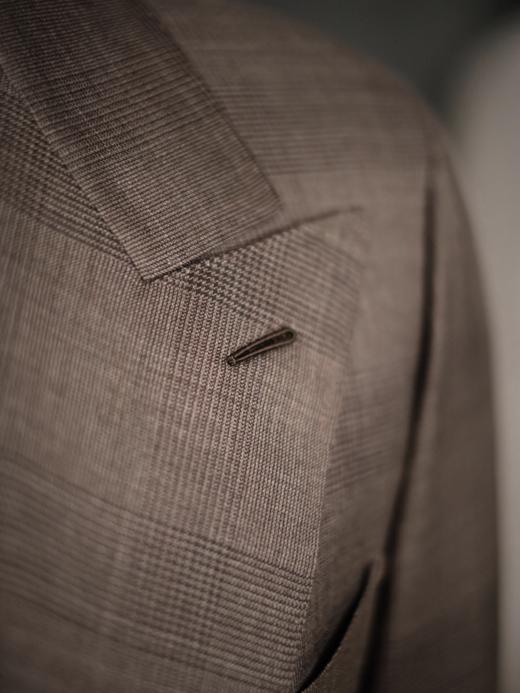 Vitale Barberis Canonico Supersonic 强捻抗皱初剪羊毛棕色格纹全麻衬套装 商品图3