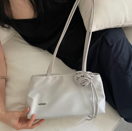 geemaa 花朵长形腋下包 商品图2