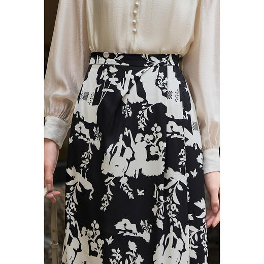 剩S/M/L/XL 米思阳2026春季新款设计感黑白撞色印花半身裙减龄百搭裙子女3800 商品图4