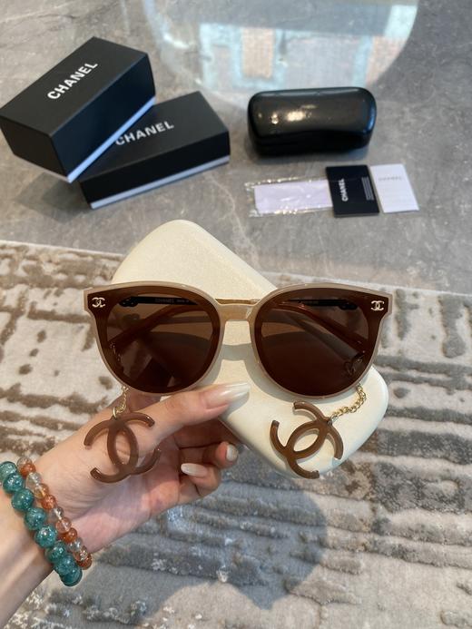 香家 墨镜 太阳眼镜 网红款 型号CH7210小红书推荐大框太阳镜尺寸：64口16-145 造型神器  上脸效果无敌 小脸小姐姐选它没错 商品图1