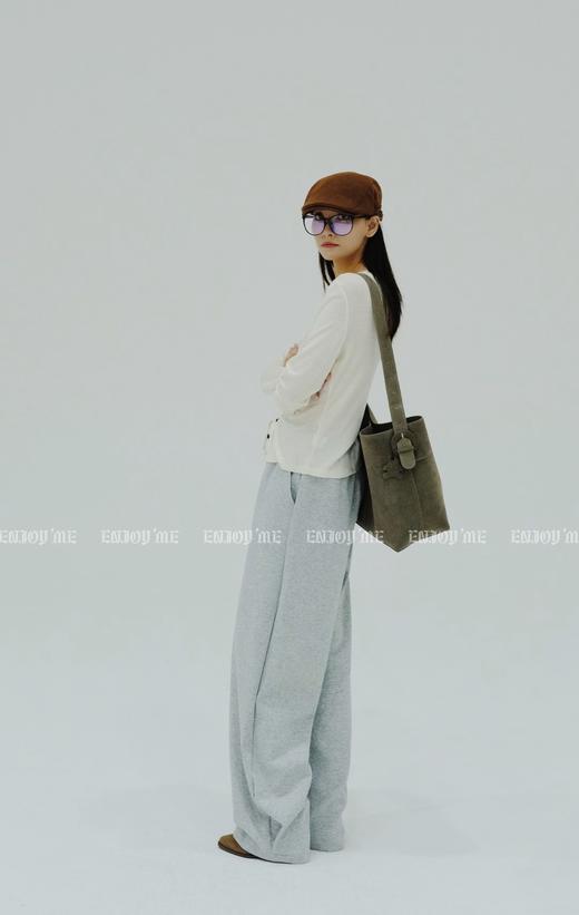 【门店同款】ENJOY秋季less is more极简刺绣字母小衫 159195567 商品图1