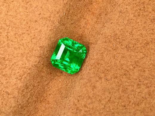 1.39ct 祖母绿裸石 商品图3