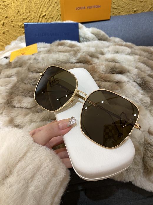 驴家 2023新品上架MODEL：Z1880U网红太阳眼镜 小红书种草推荐 墨镜 商品图3