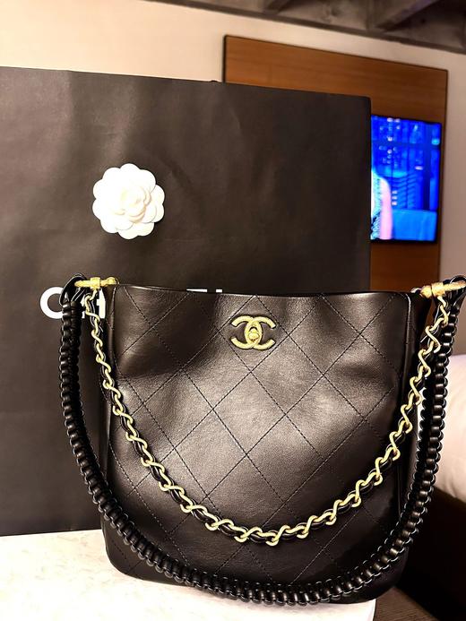 香奶奶  23新季嬉皮水桶包 商品图8