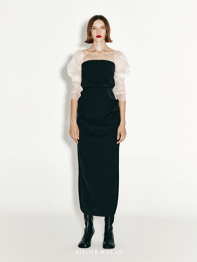 【奥利维亚】不规则褶皱设计抹胸纱袖连衣裙