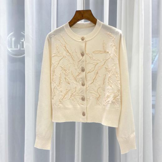 丁摩 山羊绒羊毛高品 软糯重工刺绣小香风花卉针织开衫810051 商品图0