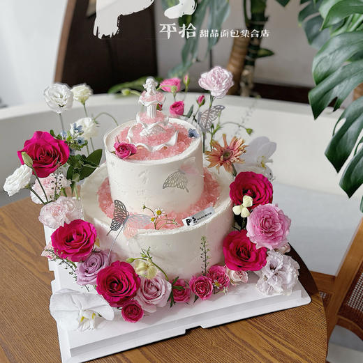 双层许愿池蛋糕（花同色系，不保证完全一模一样） 商品图0