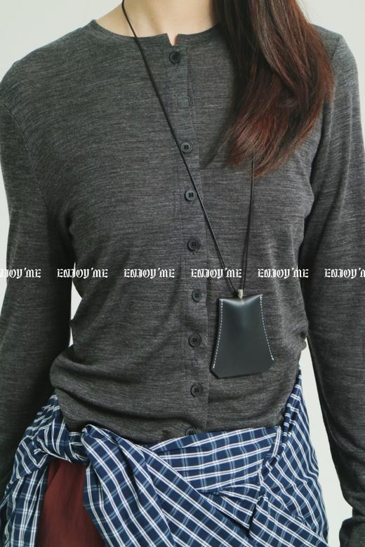 【门店同款】ENJOY秋季less is more极简刺绣字母小衫 159195567 商品图13