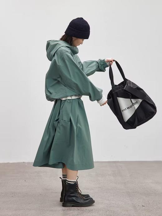 步履不停/4C23112C/户外山系运动连帽套头外套 商品图3