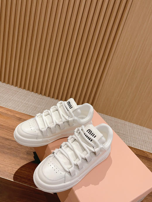 缪家 小白鞋 商品图3