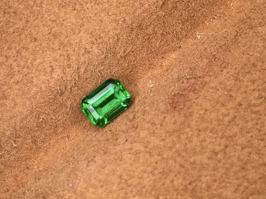 0.46ct 祖母绿裸石 商品图3