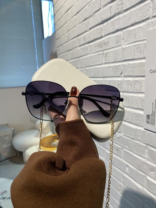 G家 MODEL:GG1089SA 方框太阳眼镜SIZE：61口15-145方形墨镜《链条?10 商品图0