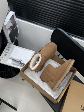 * ????. 编织皮条雪地靴