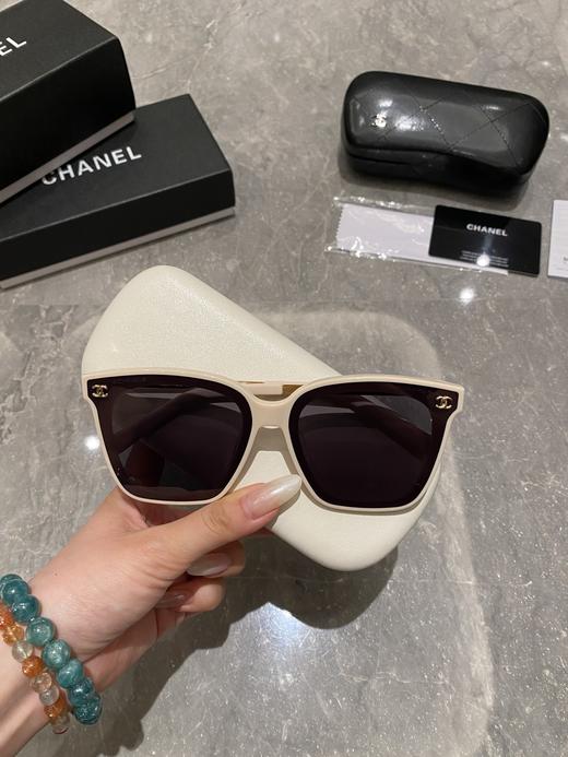 香家 型号CH7288 方形大框太阳眼镜 简洁大气 加入小香经典元素 时尚气质过目难忘 尺寸：65口14-145?小红书特推墨镜 商品图1