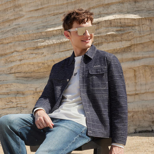 半身缘男装 秋季提花面料摇头扣绣花夹克牛仔外套243212U01312874 商品图4