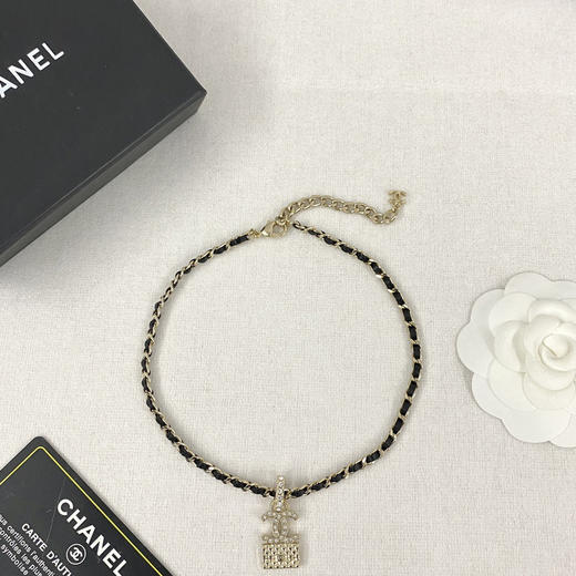 香奶奶 满钻皮穿项链 商品图1