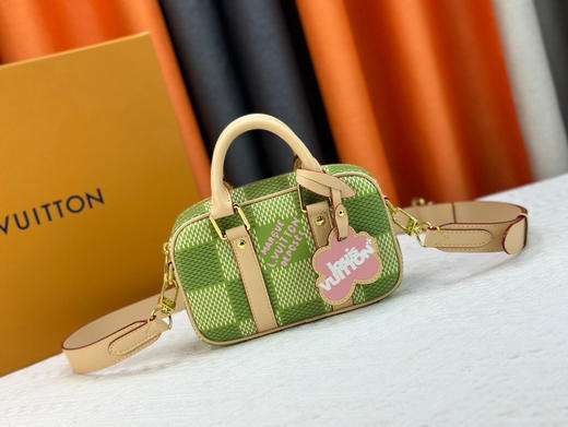 驴家M40643 绿色手袋Nano 商品图0