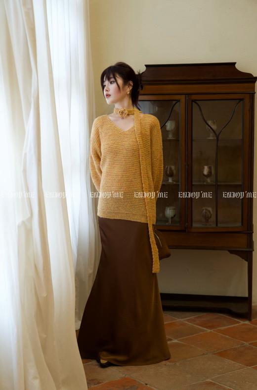 【门店同款】ENJOY秋季时光回廊缎面包臀鱼尾裙 159216145 商品图0