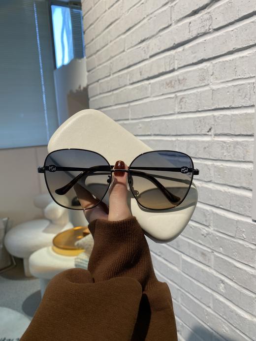 G家 MODEL:GG1089SA 方框太阳眼镜SIZE：61口15-145方形墨镜《链条?10 商品图2