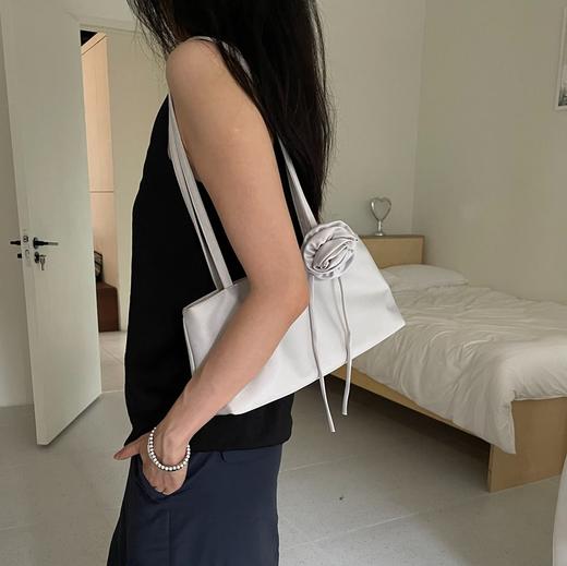 geemaa 花朵长形腋下包 商品图0