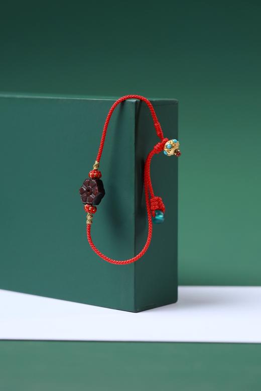 XYZT0490°莲素·紫檀莲花红手绳 商品图4