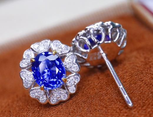 1.7ct 蓝宝石耳钉 商品图0