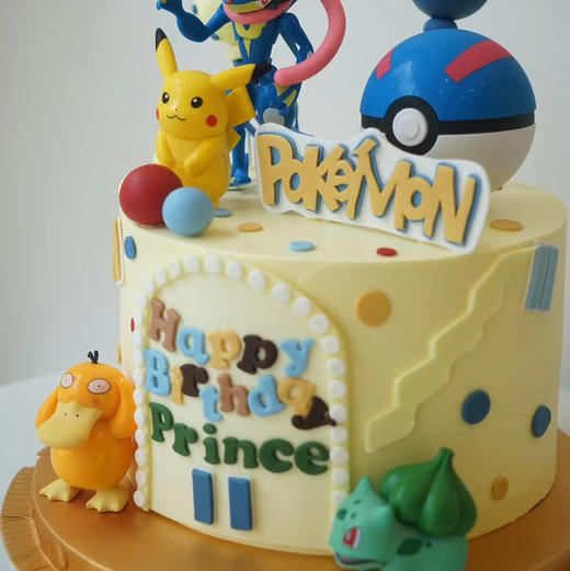 LITTLE WITCH造型蛋糕 淡黄色宝可梦 商品图0