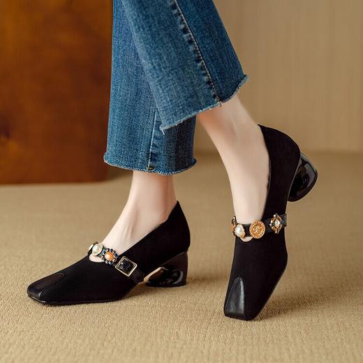 【预售5天】法式金属一字扣带玛丽珍女鞋，浅口低跟方头小香风单鞋NJMK&K1131 商品图0