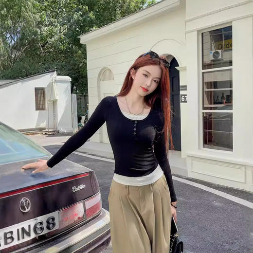 流行蕾丝拼接假两件设计感修身显瘦上衣内搭打底衫女秋冬长袖圆领 商品图0
