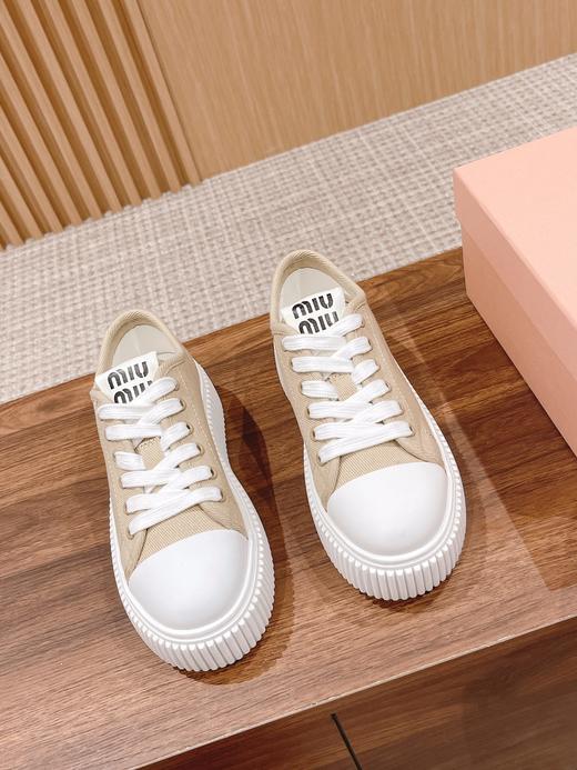 谬家 23新款复古时尚厚底饼干小白鞋 商品图3