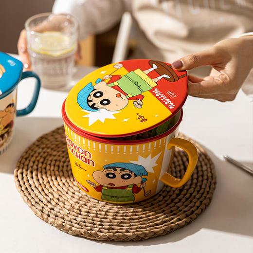 积分免费兑：摩登主妇蜡笔小新联名可爱泡面碗单个大号日式带盖方便面碗 泡面碗【黄】 商品图3