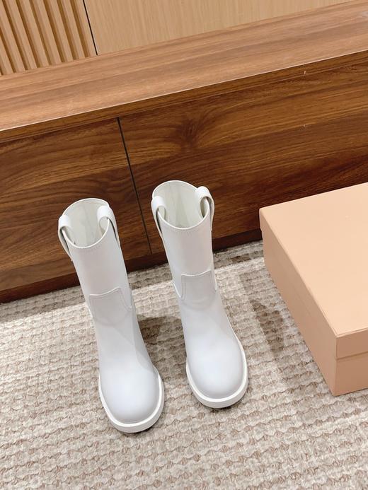 谬爱   英伦简约风机车靴粗跟圆头靴 商品图3