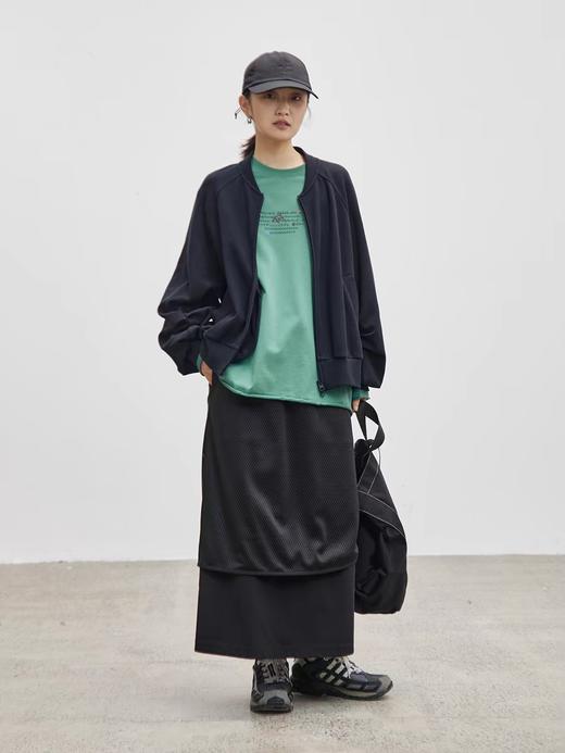 步履不停/4C16067C/慵懒印花图案白色长袖t恤 商品图3