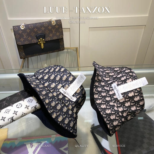 迪家 老花字母2??面戴渔夫帽 商品图1