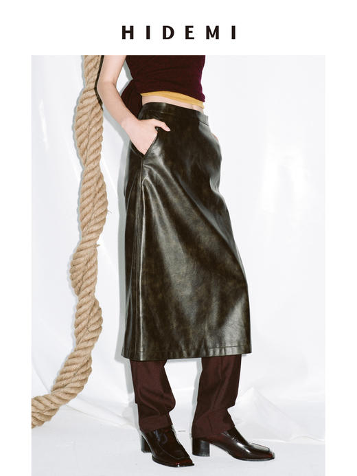 HIDEMI 甄选复古水洗擦色感环保蛋白皮H型极简半身裙皮裙 商品图1