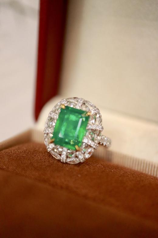 3.1ct 祖母绿戒指 商品图0