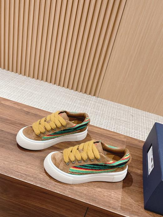 *  * # 迪奥情侣款休闲鞋 运动鞋 多色可选（DH） 商品图1