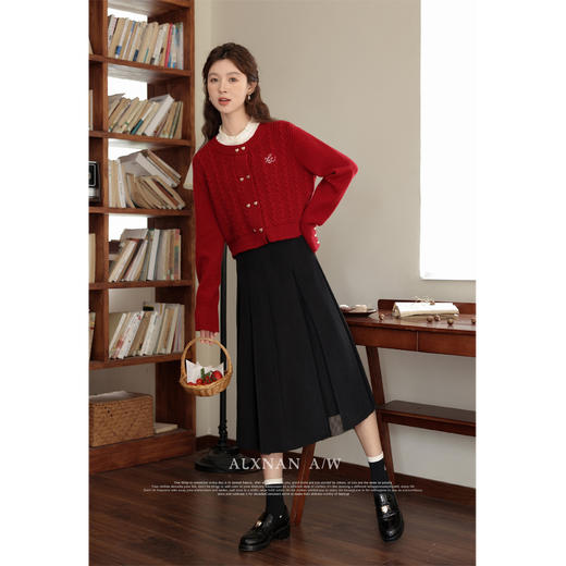 鹿向南「樱桃日记」安可雷红色毛衣秋季立领假两件上衣女&气质时尚高腰半身裙 商品图3