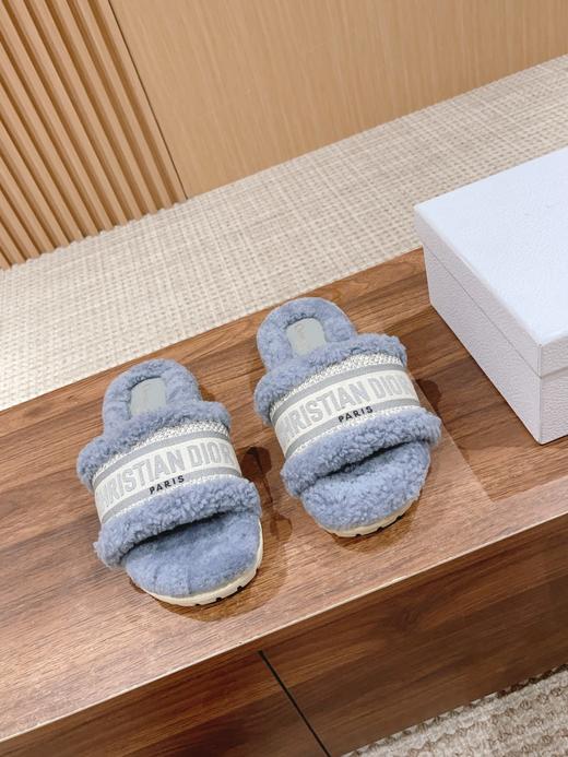 * 迪家 刺绣条纹logo加绒毛里一字平底拖鞋 秋冬新款羊毛拖鞋 多色可选 (HD) 商品图3