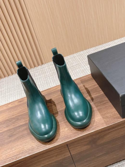 吉尔**桑达  厚底短靴 推荐！ 商品图1