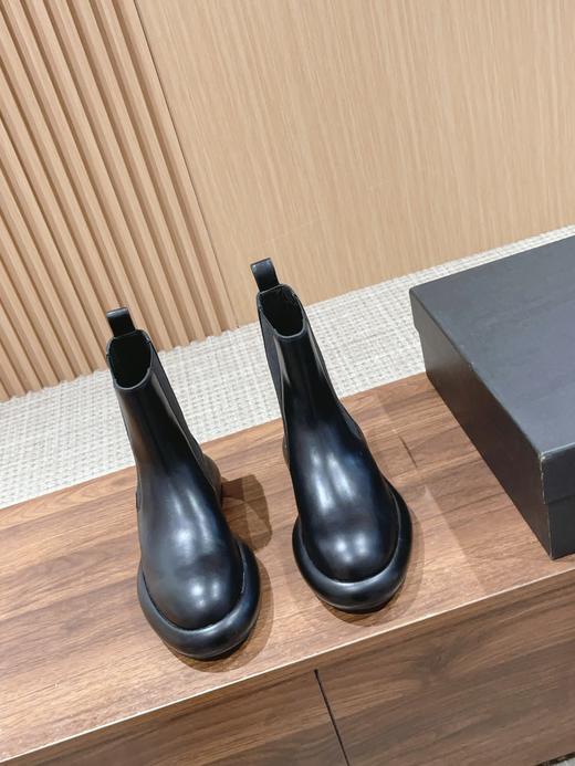 吉尔**桑达  厚底短靴 推荐！ 商品图2