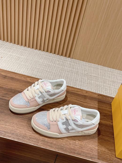 芬家 新款高低帮运动鞋 钻面绑带休闲鞋 商品图2