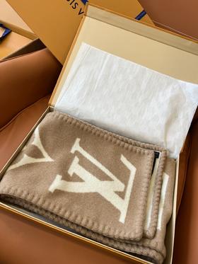 驴家羊绒锁边秀围巾（奶茶色）正品级