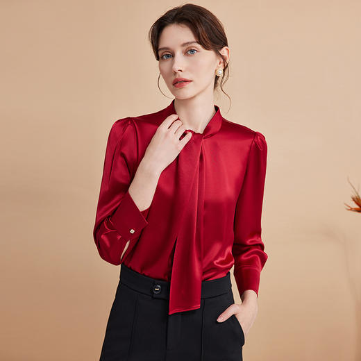 EITIE爱特爱秋季新品通勤百搭简约优雅小上衣7513212 商品图3